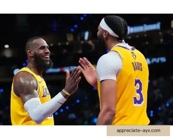 湖人新赛季阵容曝光詹姆斯状态成关键球队争冠前景受关注